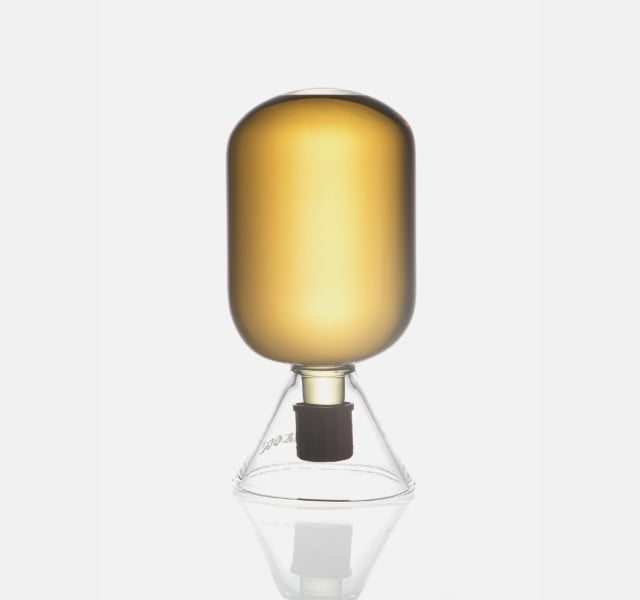 PoIyimide Varnish for Semiconductor